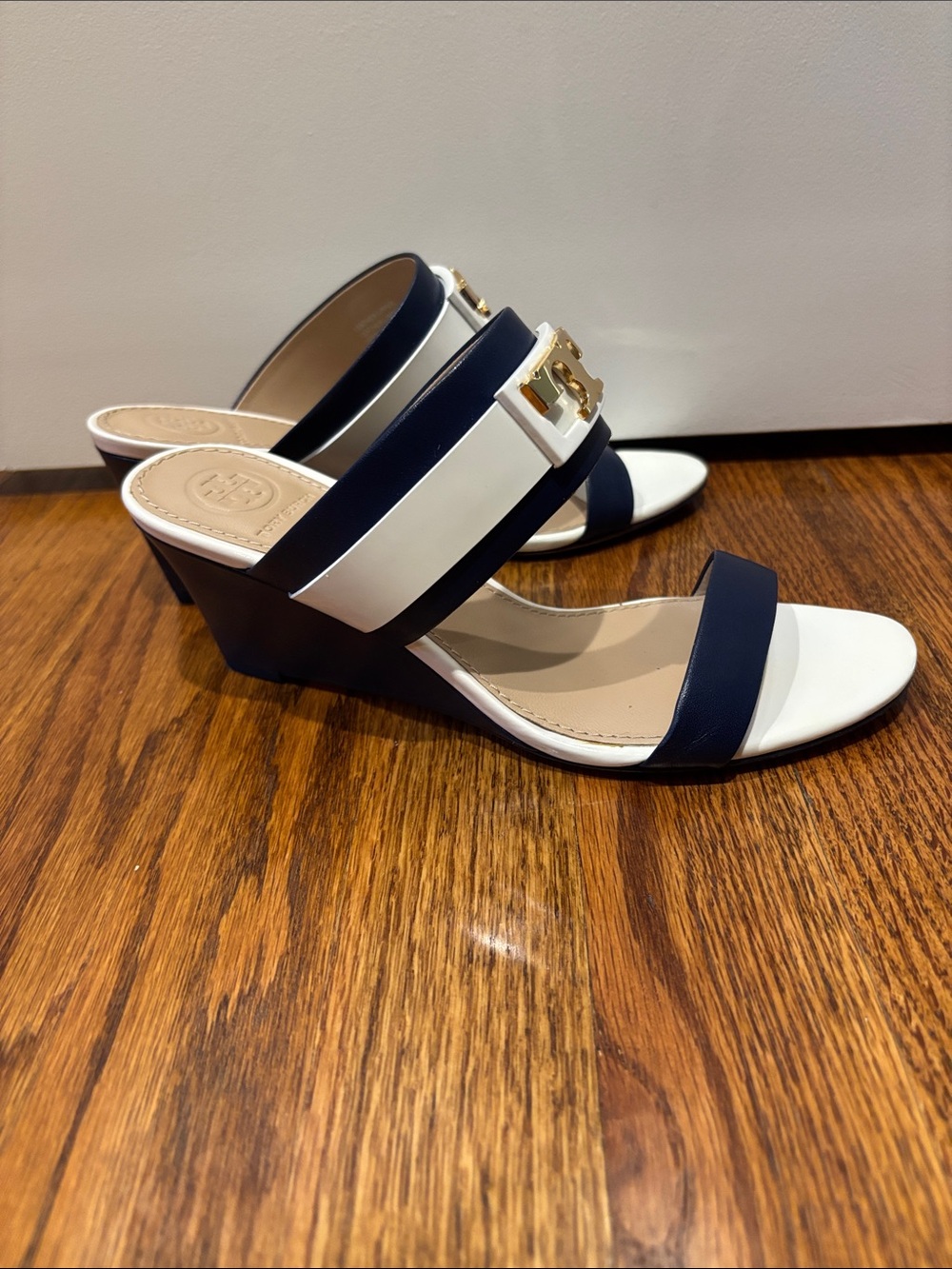 Tory Burch Navy and White Double Strap Logo Slide Mules - Picture 2 of 4